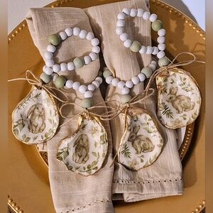 Easter Bunny Napkin Ring Set